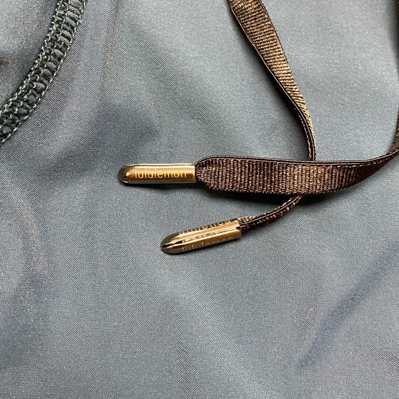 Lululemon Run: Right Around Pant Size 8 EUC - Picture 11 of 16